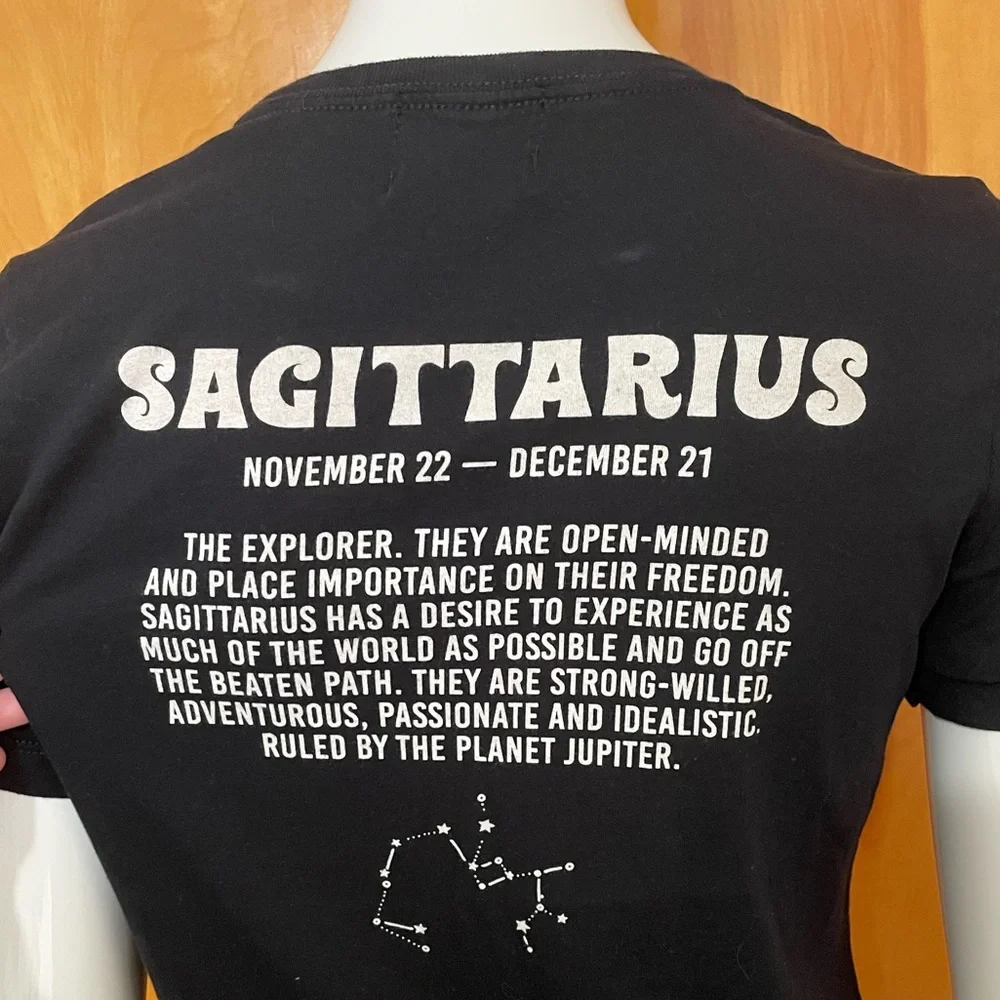Valfre Sagittarius Shirt Size Small Zodiac Astrology - Picture 4 of 5